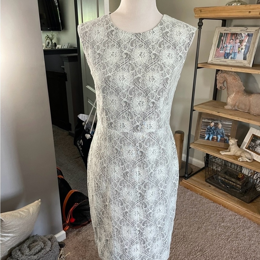 Banana Republic Cream Sheath Dress Sleeveless Midi